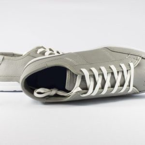 Low Top Sneaker